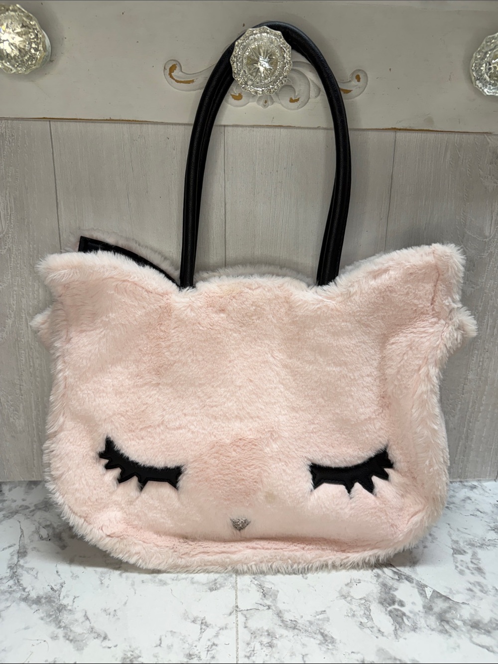 Luv Betsey Betsey Johnson Cat
Bag Pale Pink Fuzzy Furry Large Cat Face Sequin
